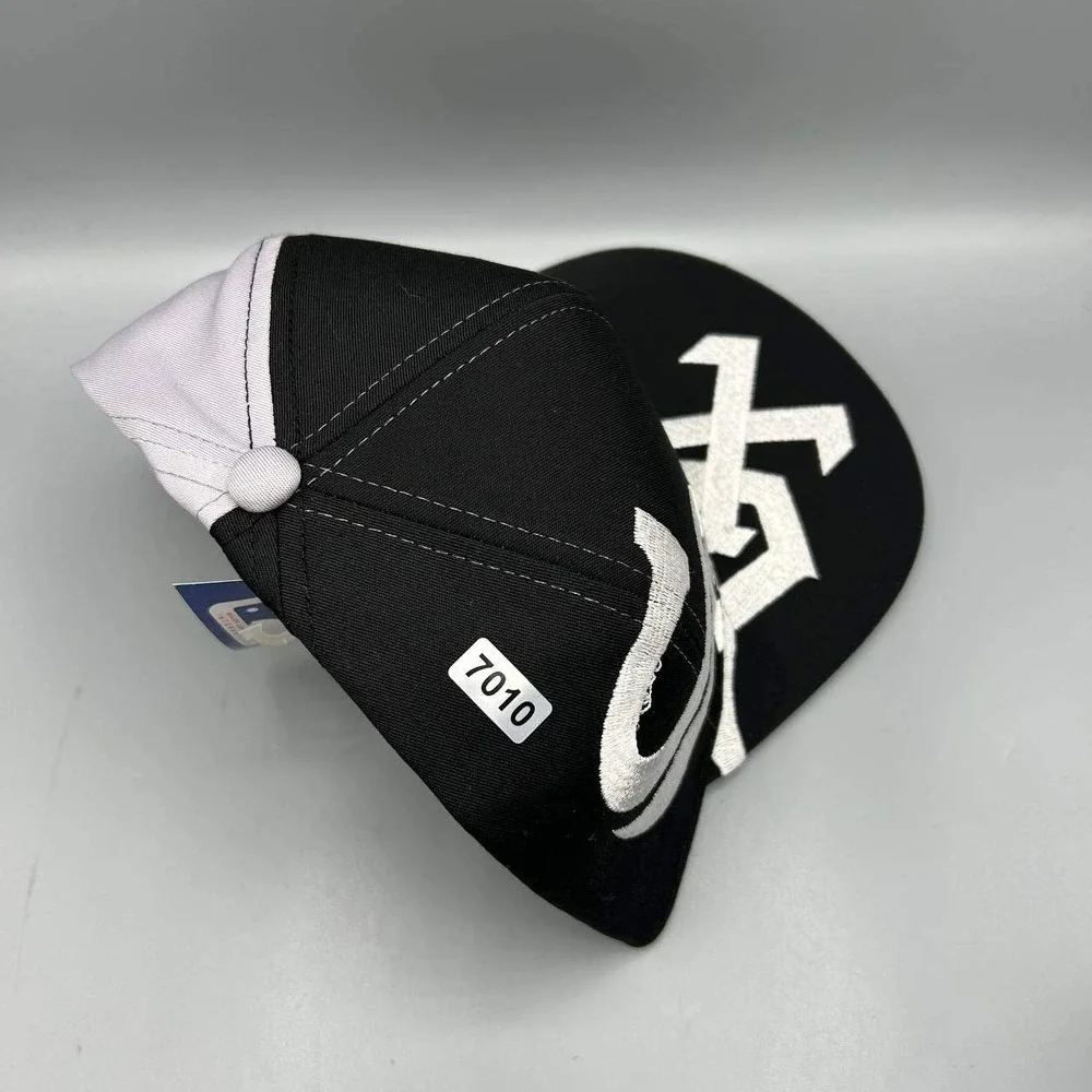 Vintage Chicago White Sox MLB Hat Men Twins Enterprise Snap Back Cap New